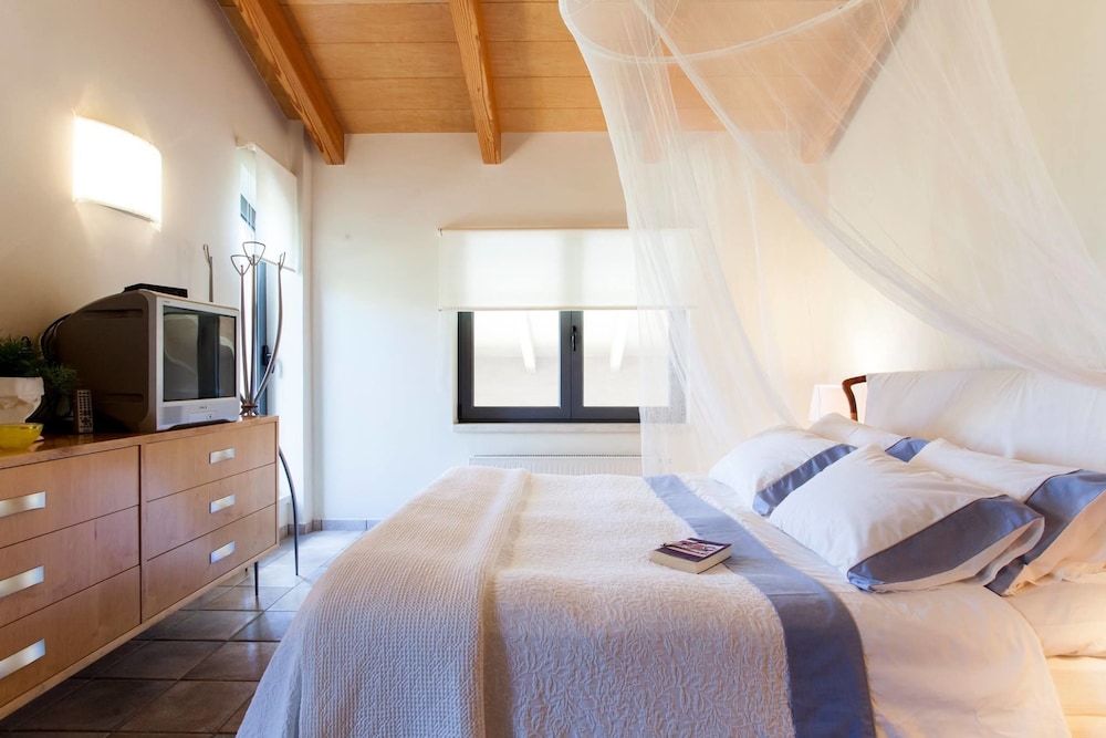 Family Villa, 5 Bedrooms, Sea View