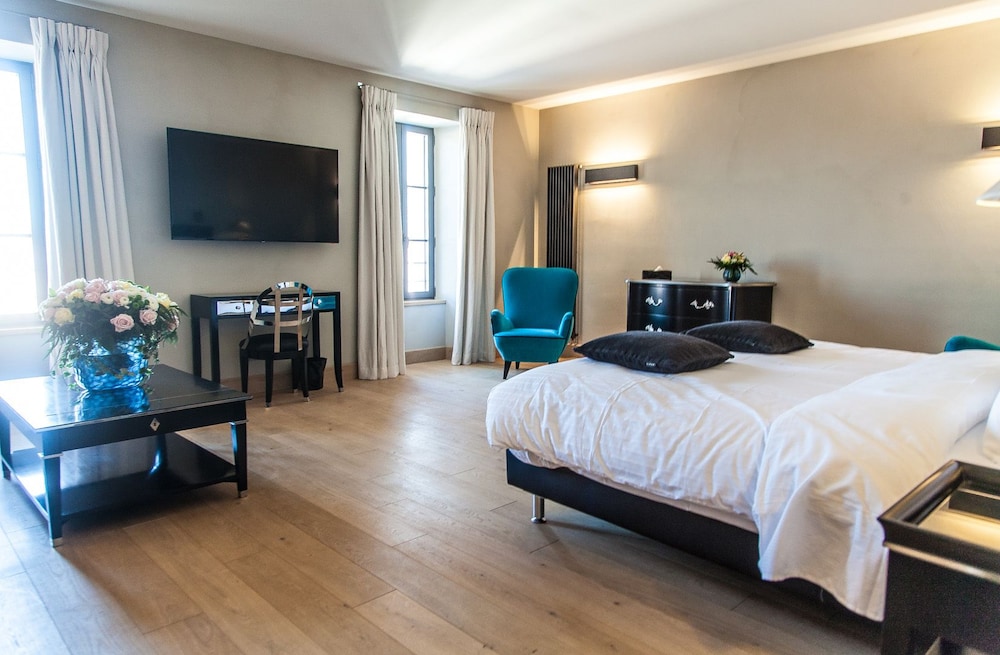 Double Room (Picholine)