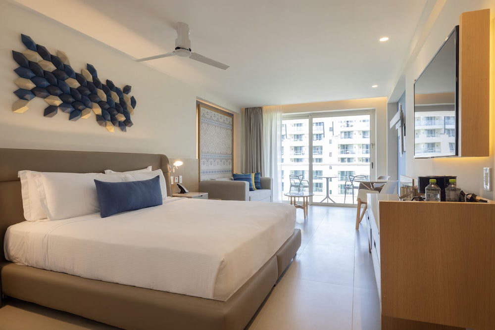 Two Bedroom Luxury Junior Suite - Photo 1
