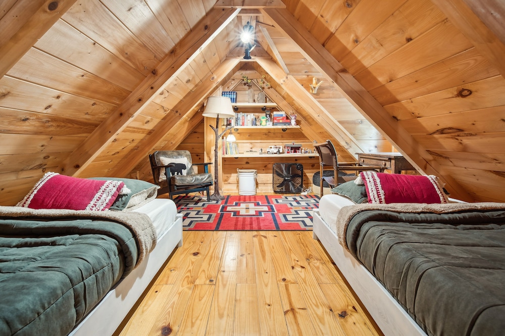House (2 Bedrooms) photo 2