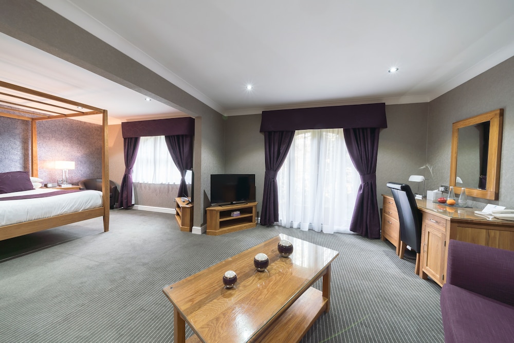 Superior Suite, 1 King Bed - Photo 6