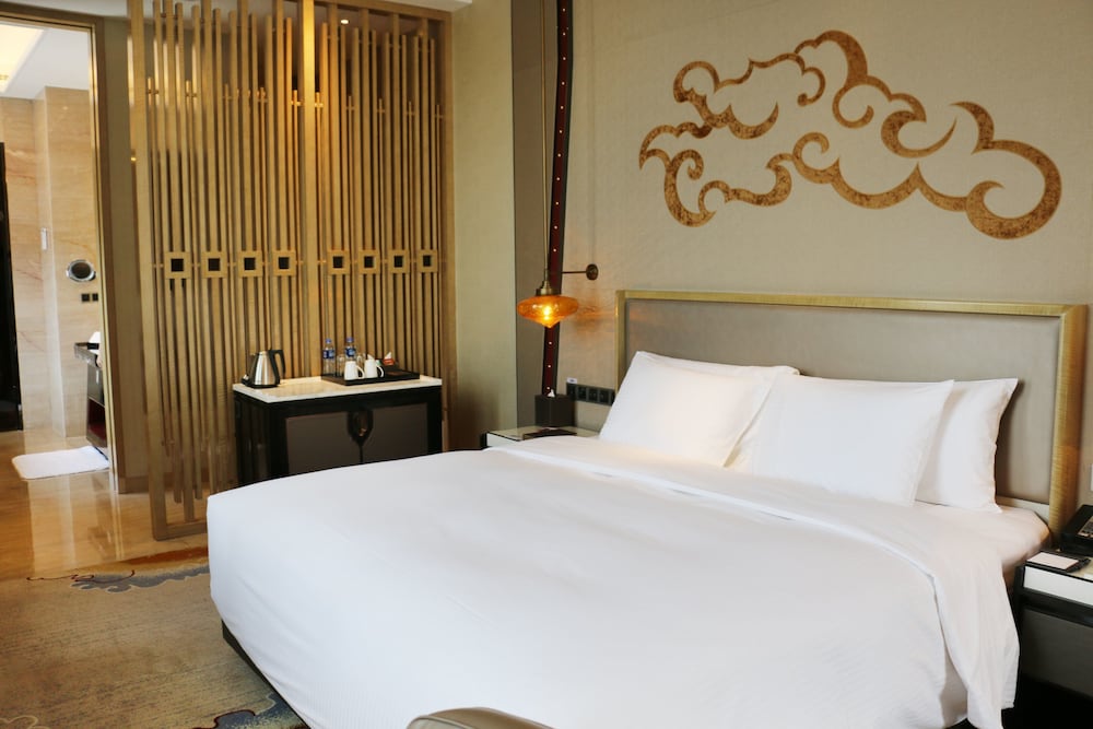 Executive King Room