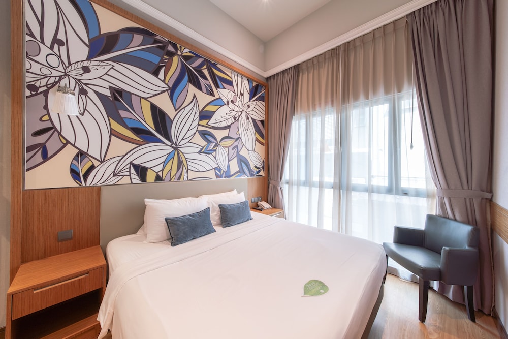 Executive Room, 1 King Bed photo 3