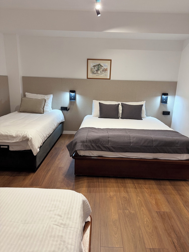 Superior Quadruple Room photo 1