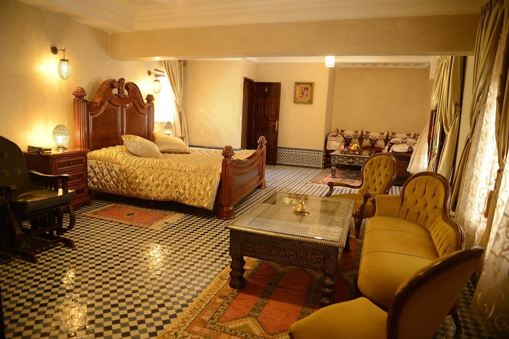 Luxury Room - Photo 1