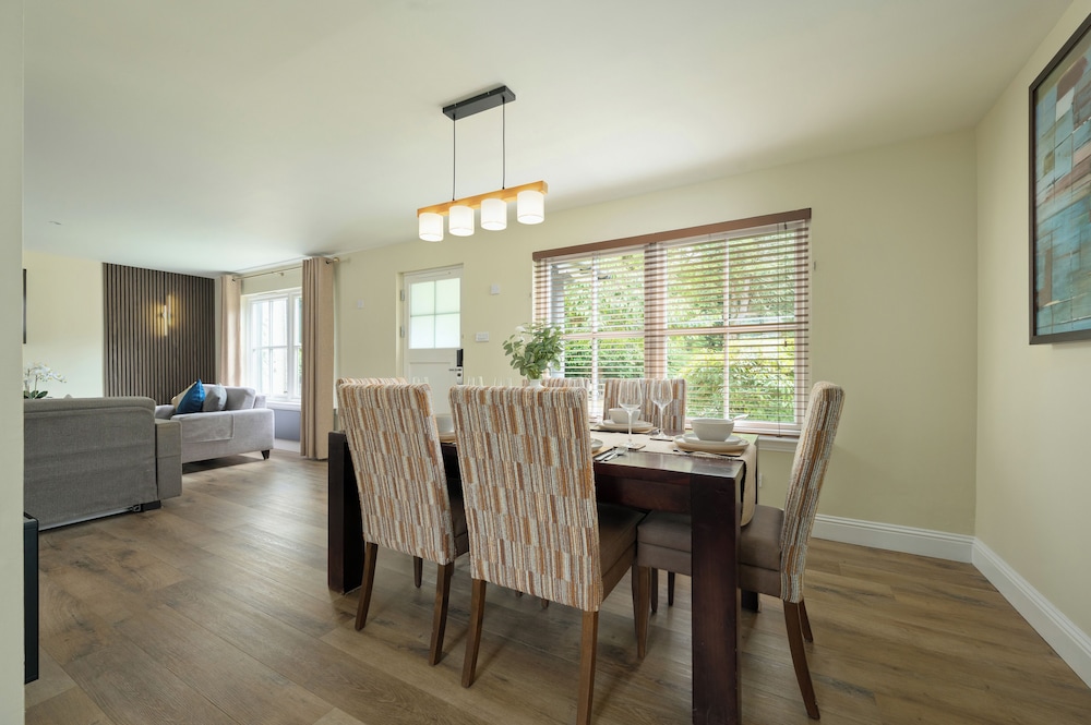 Superior Two Bedroom Lodge - Photo 7