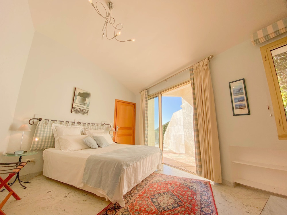 Double Room, Ensuite (Max 5	) photo 2