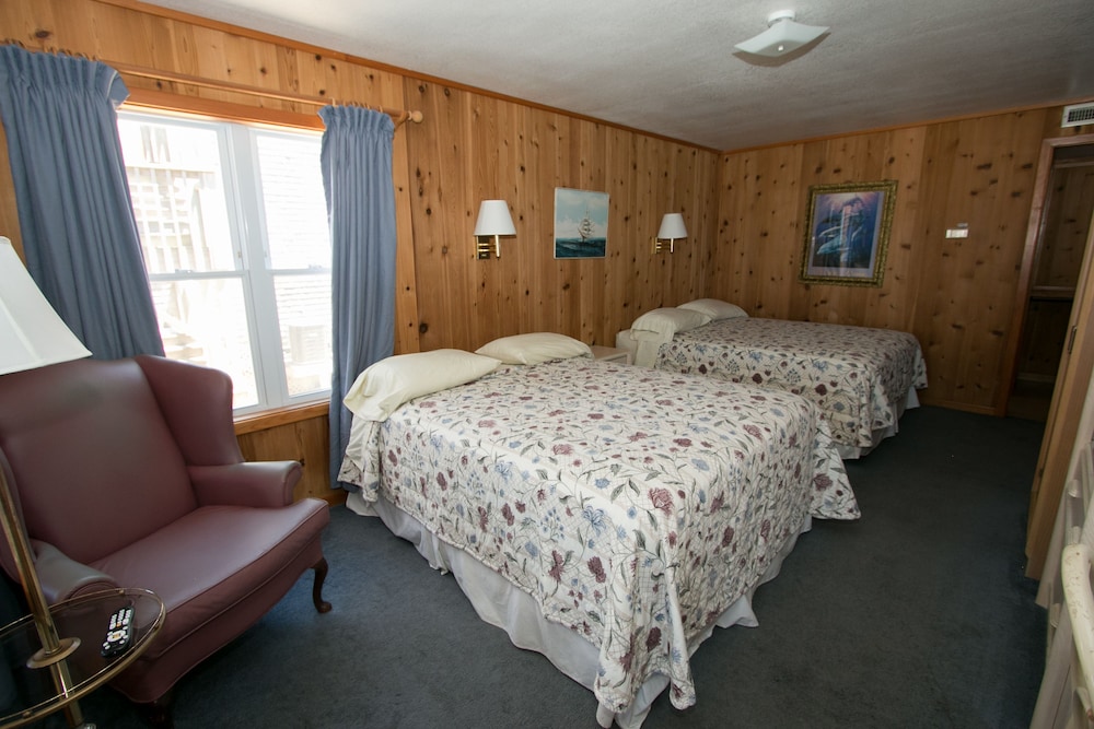 Standard Room, 2 Queen Beds, Non Smoking photo 1