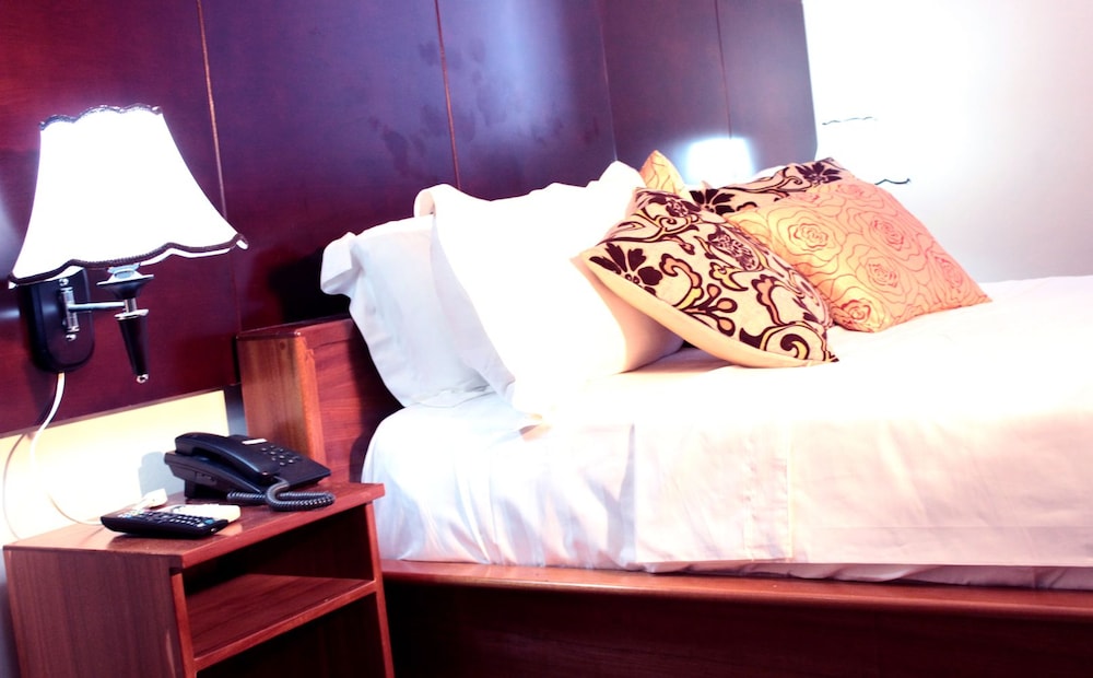 Luxury Queen Room photo 1