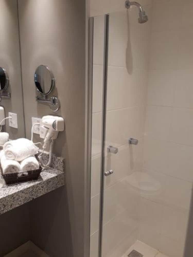 Luxury Triple Room photo 2