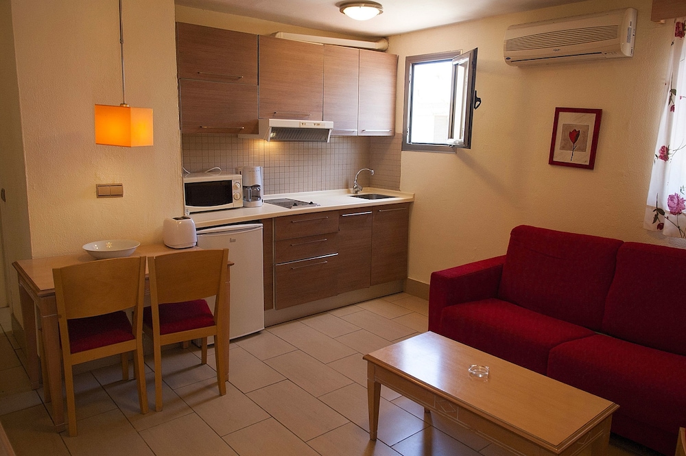 Apartment, 1 Bedroom (3 adults) photo 2