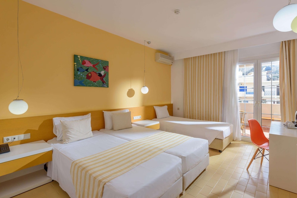 Triple Room - Photo 7