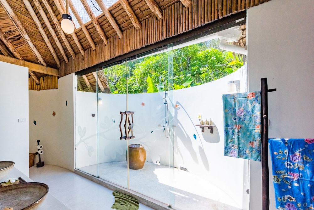 1 Bedroom Beach Front Villa - Photo 26