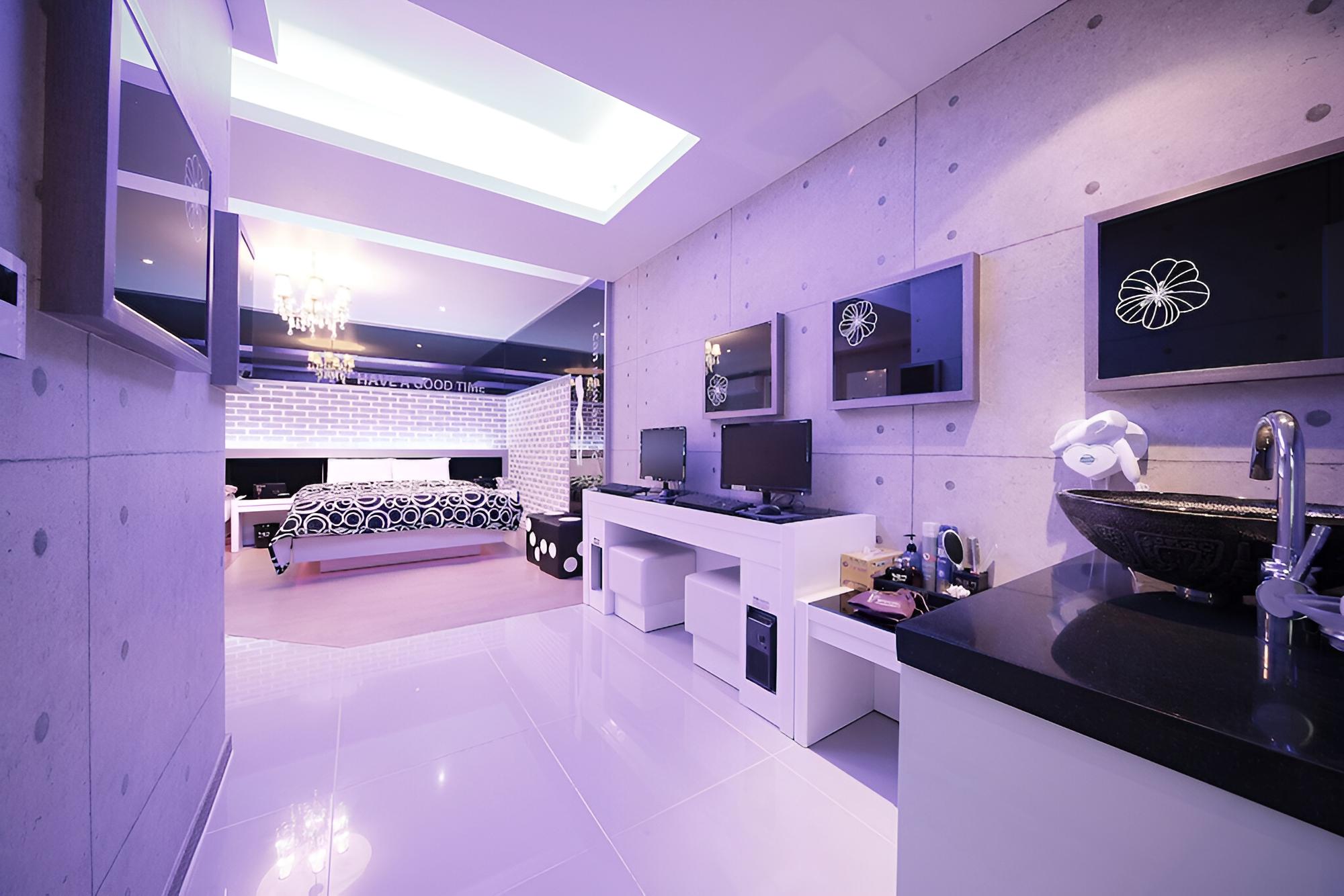 Room (VIP) photo 1