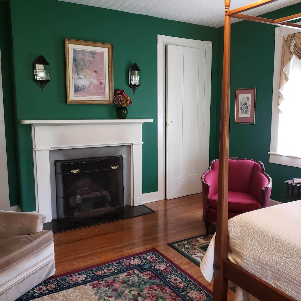 The Garden View Room photo 2