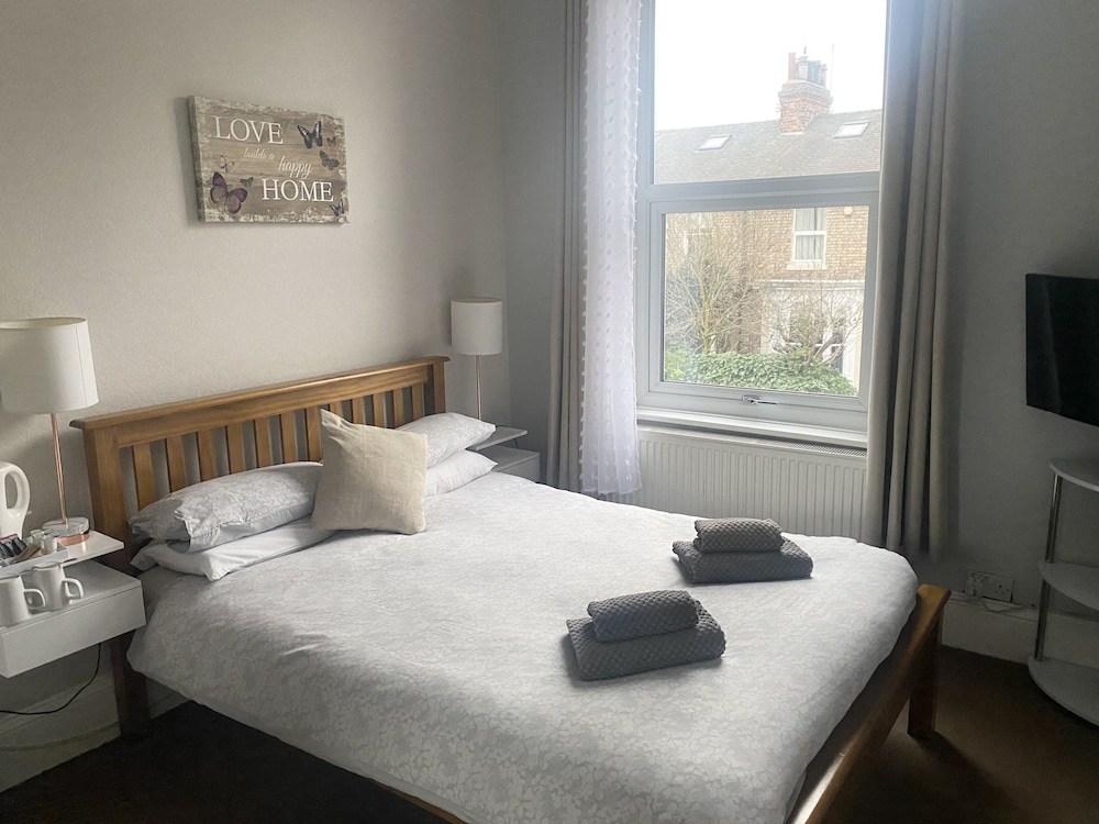 Basic Double Room photo 1