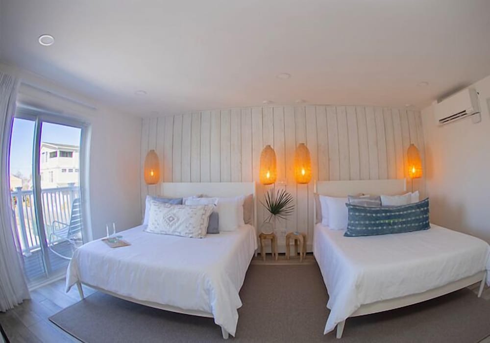 Signature Room