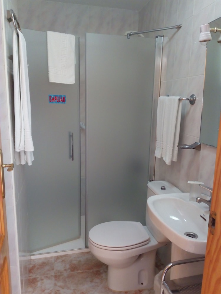 Single Room photo 3
