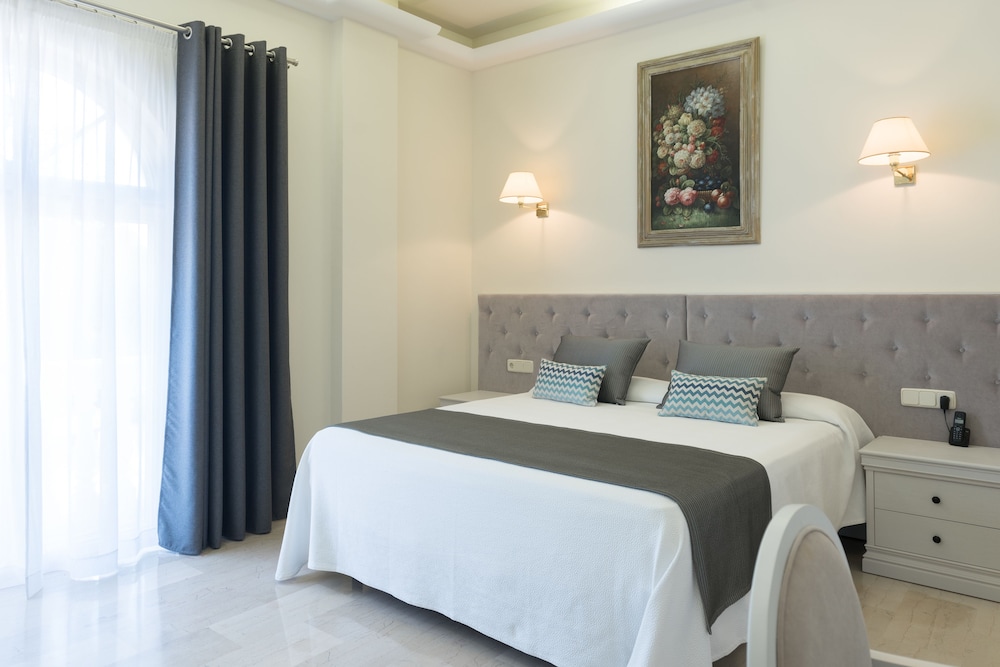 Double Room, Partial Sea View