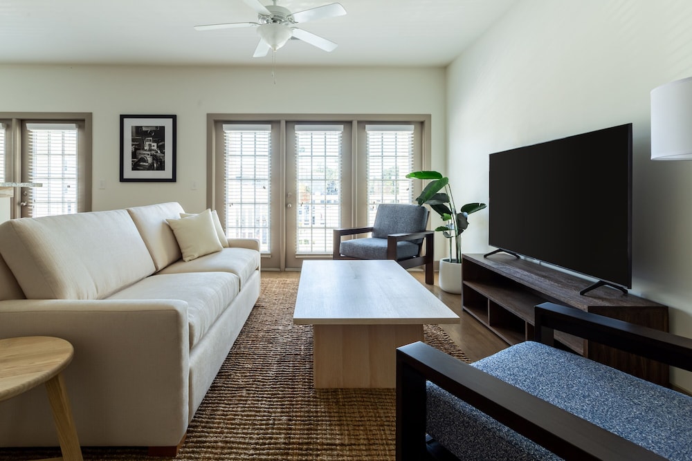 Classic Apartment, 2 Bedrooms, Non Smoking (Self Check-in with Virtual Front Desk) photo 1
