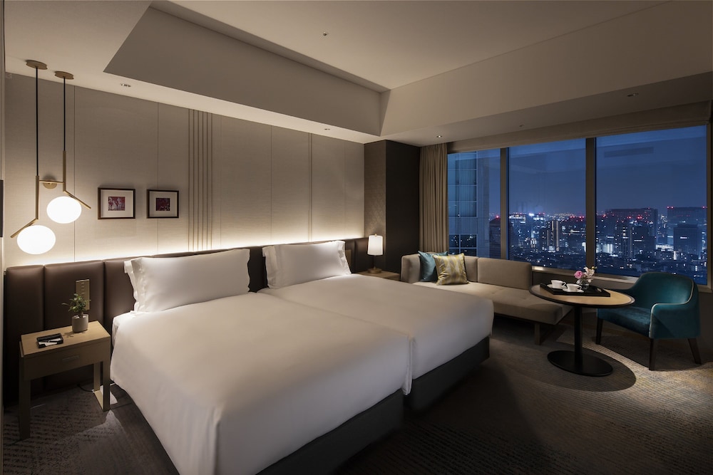 Premium Room, 2 Twin Beds thumbnail 6