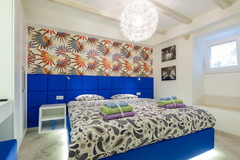 Comfort Apartment, 1 King Bed, Accessible, Kitchen photo 3