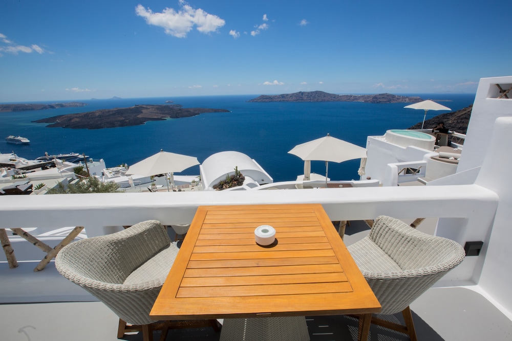 1 Sunset Suite with Sea View - Photo 5