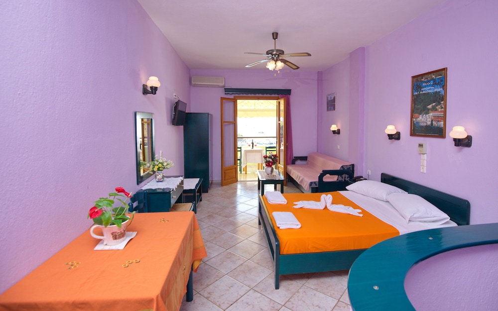 Studio, Sea View (3 Adults) - Photo 1