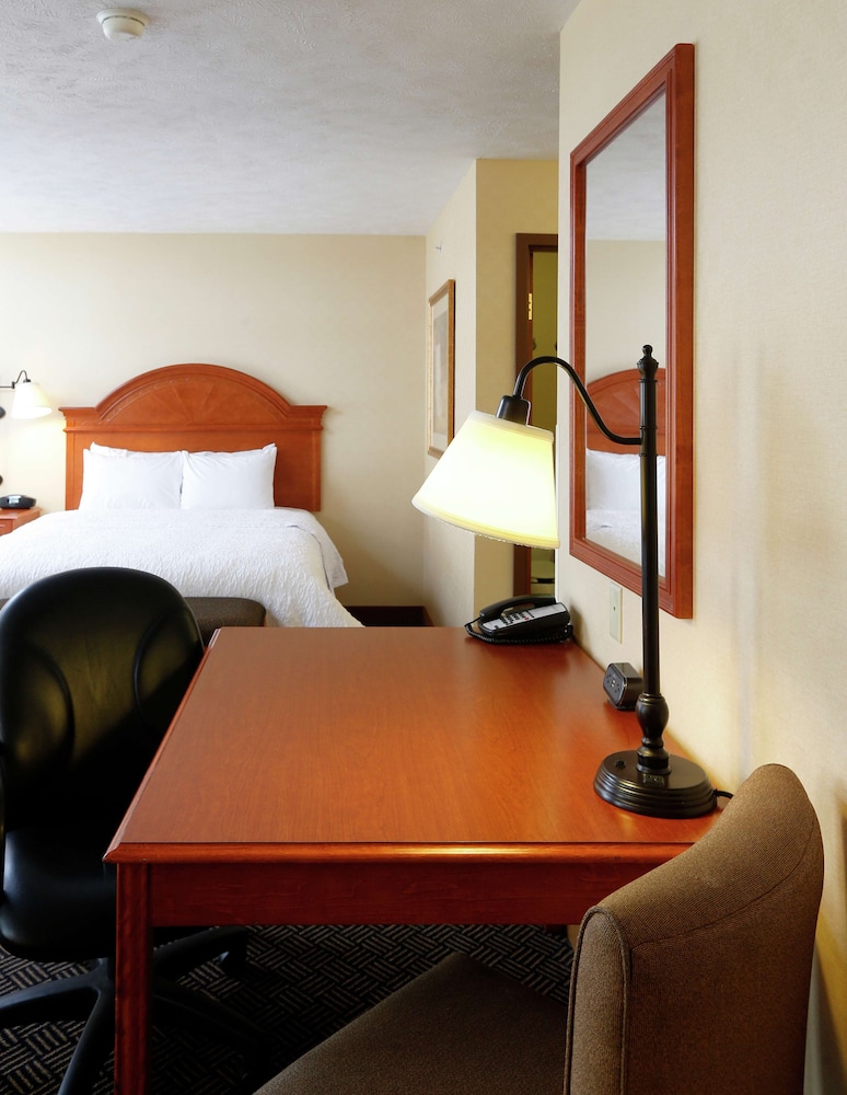 Room, 1 King Bed, Non Smoking - Photo 2