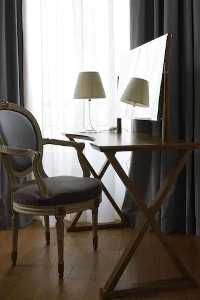 Comfort Room thumbnail 5