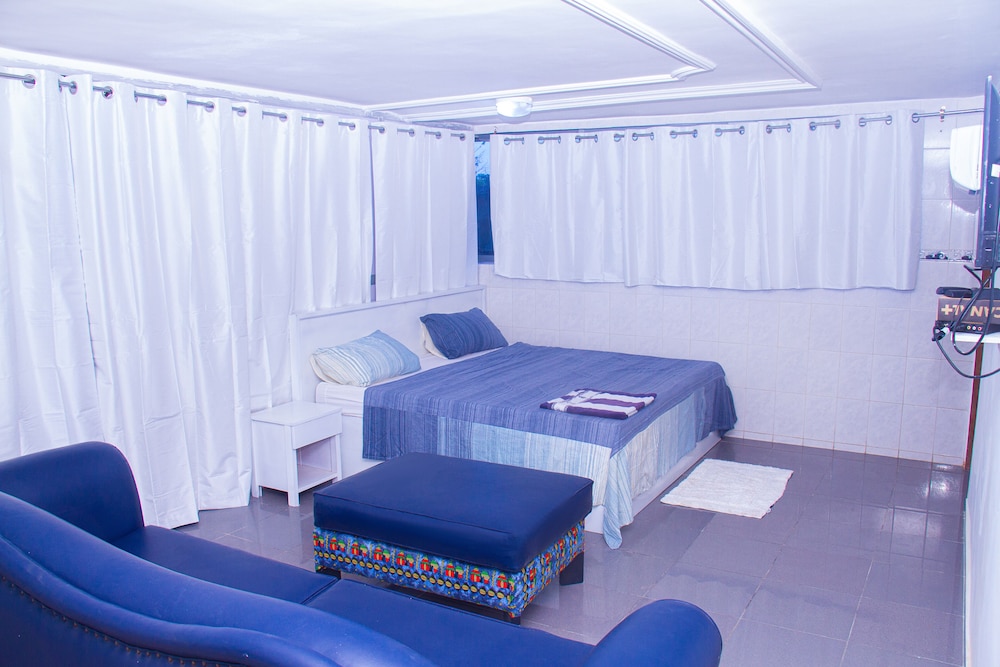 Economy Room photo 3