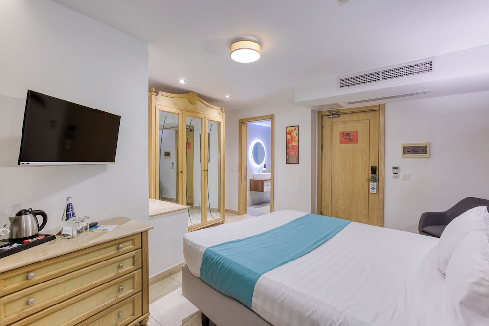 Internal/Non Balcony Room photo 2