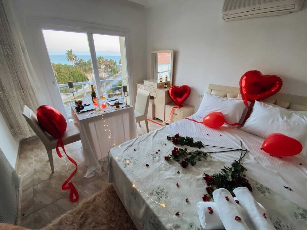Elite Studio Suite, Sea View