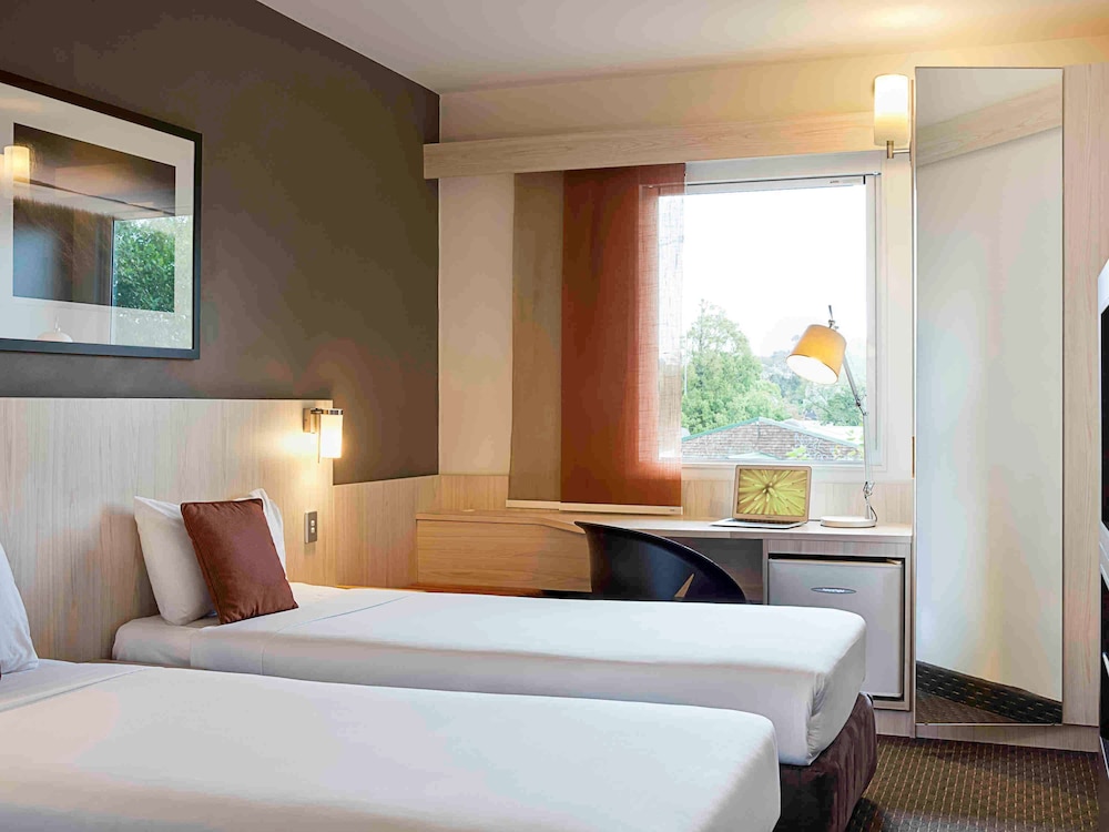 Standard Room, 2 Twin Beds photo 1