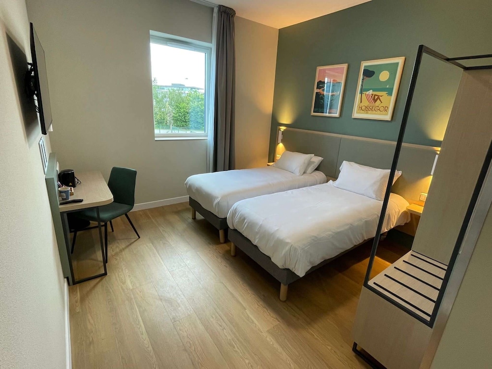 Standard Room, 2 Twin Beds
