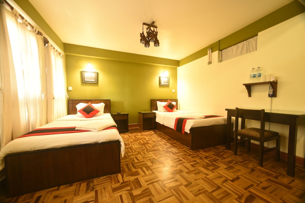 Deluxe Twin Room photo 2