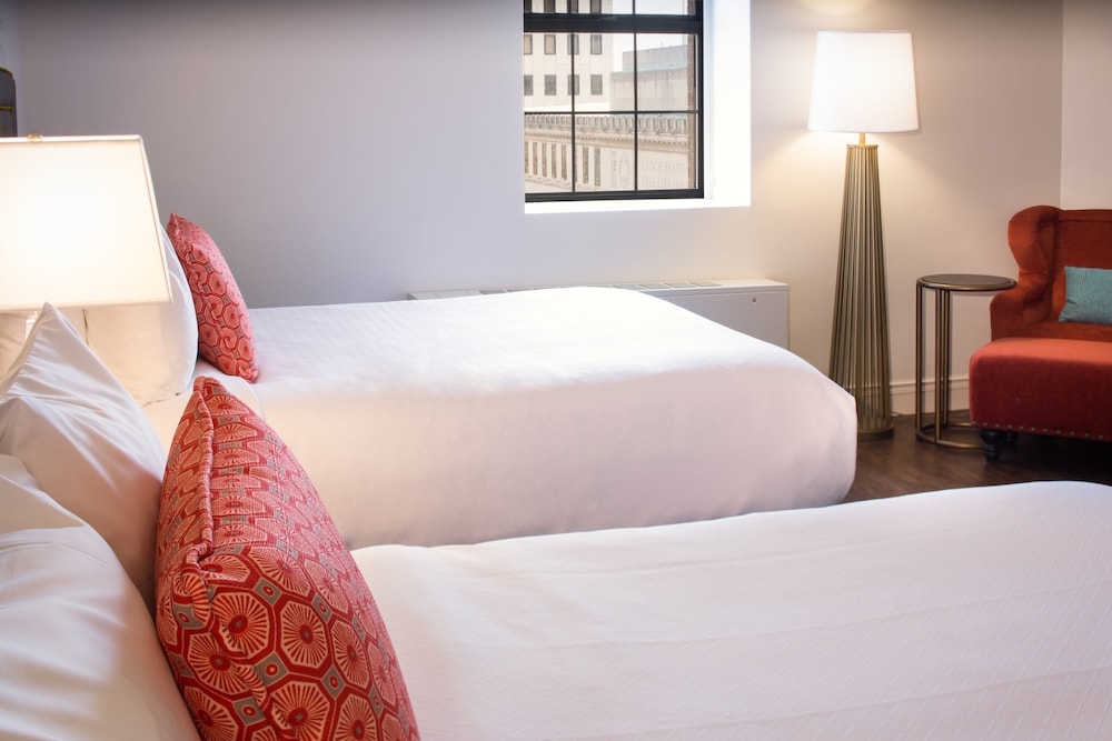 Room, 2 Queen Beds, Accessible - Photo 3
