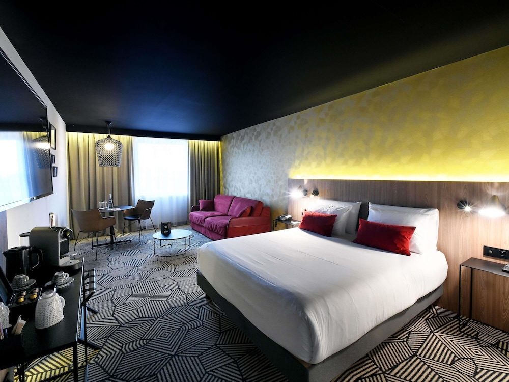 Privilege, Room, 1 Double Bed with Sofa bed photo 2