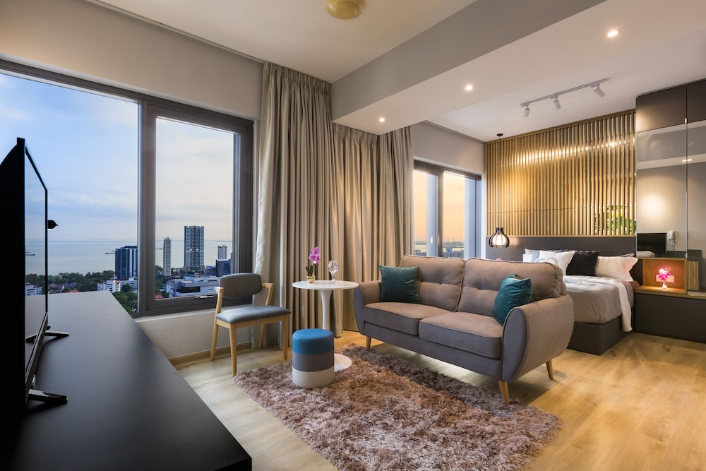 Grand Studio Suite, Sea View