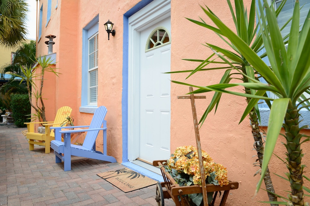 Key West Suite, 2 Queen Beds, Kitchen, Ground Floor photo 2