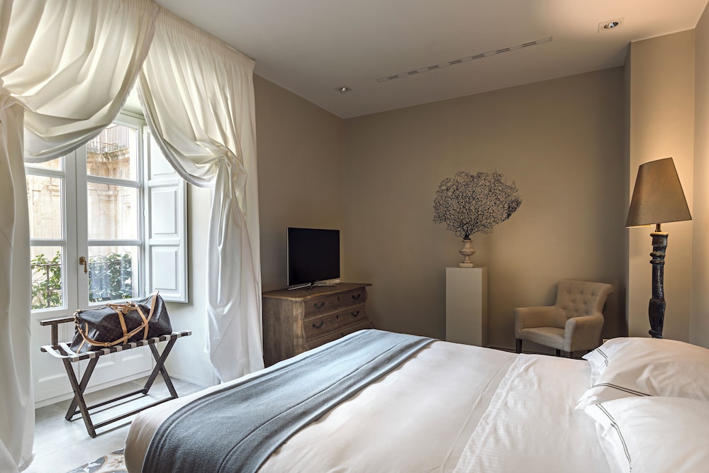 Grand Suite photo 2