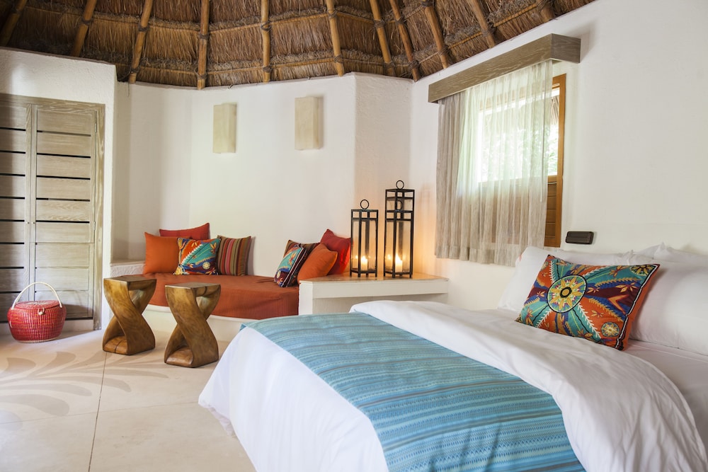The Oasis Palapa