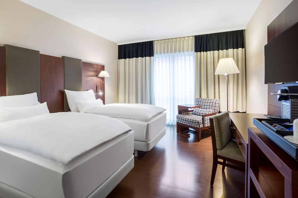 Superior Room (Extra Bed 3 adults) - Photo 2