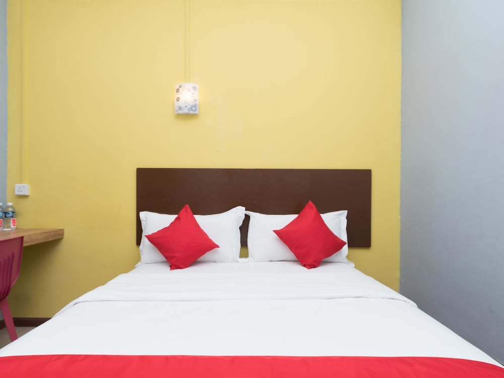 Standard Double Room, 1 Queen Bed