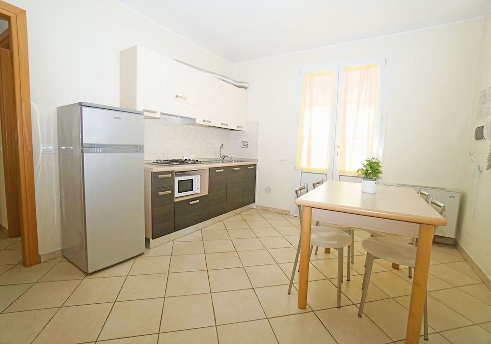 Apartment photo 3