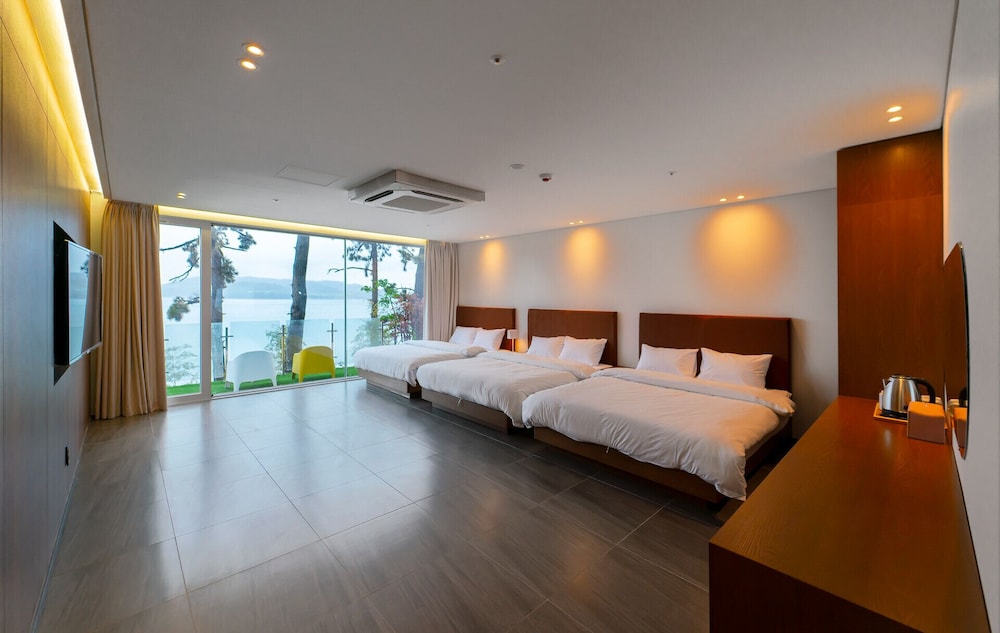 Club Hotel B Terrace