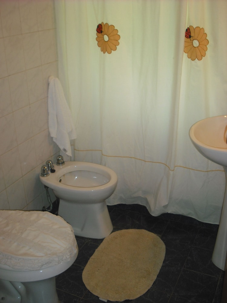 Basic Cabin, 1 Double Bed with Sofa bed photo 3