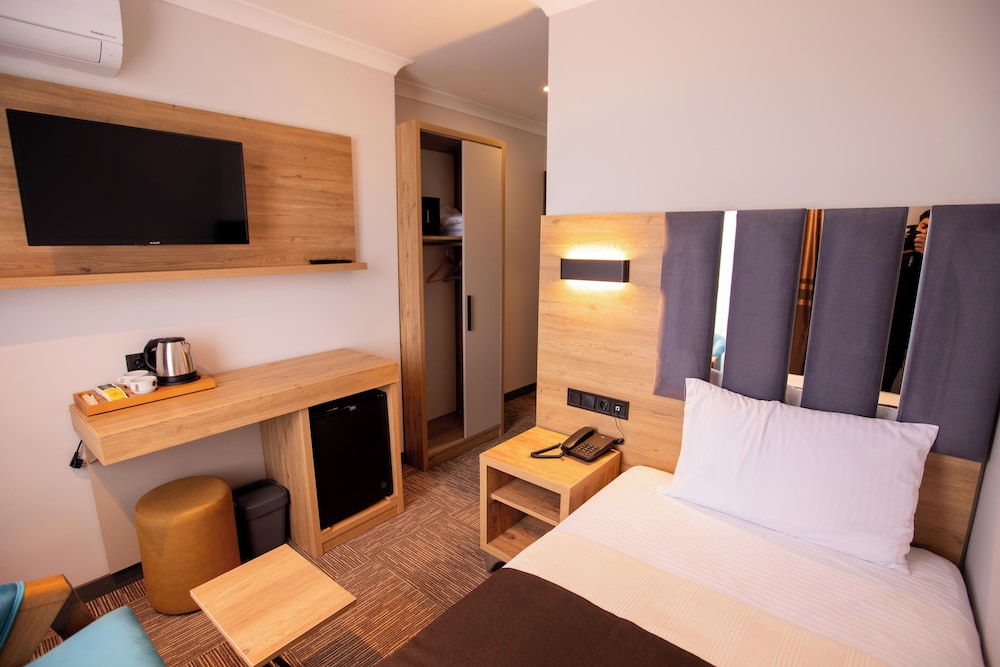 Standard Single Room, Sea View