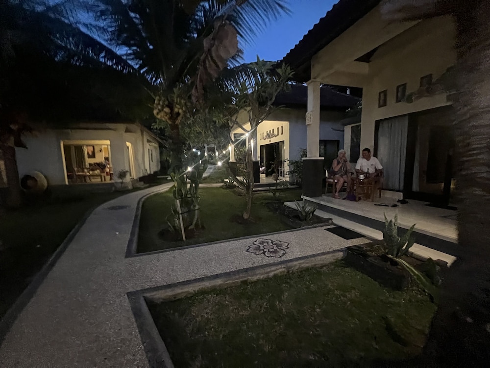 Standard Double Room, 6 Bedrooms, Ocean View photo 2