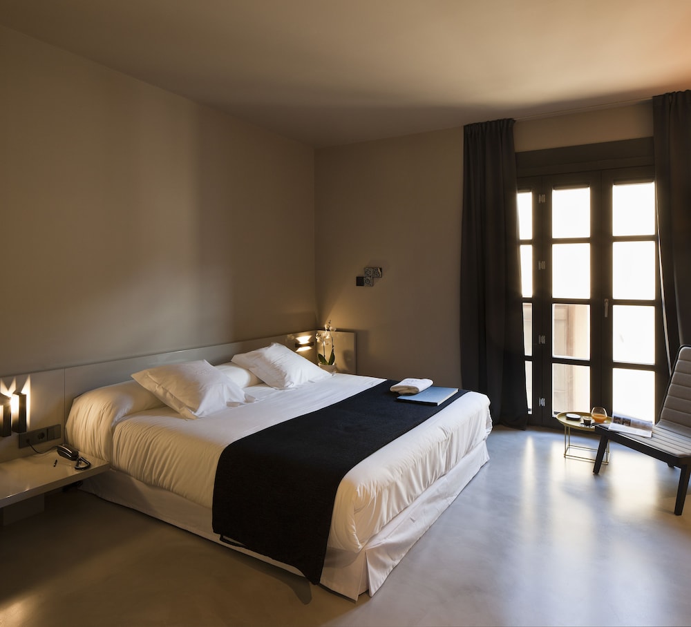 Classic Double or Twin Room - Photo 5